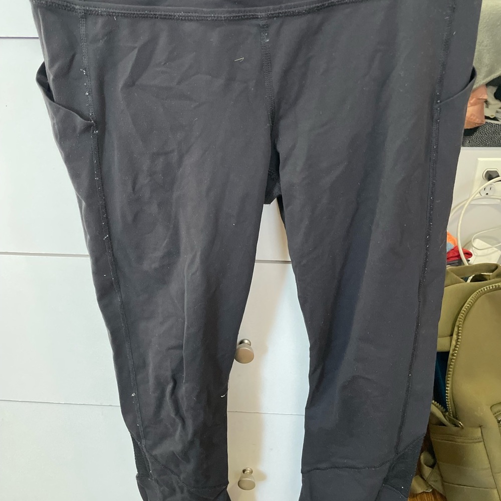 Lululemon cropped leggings
